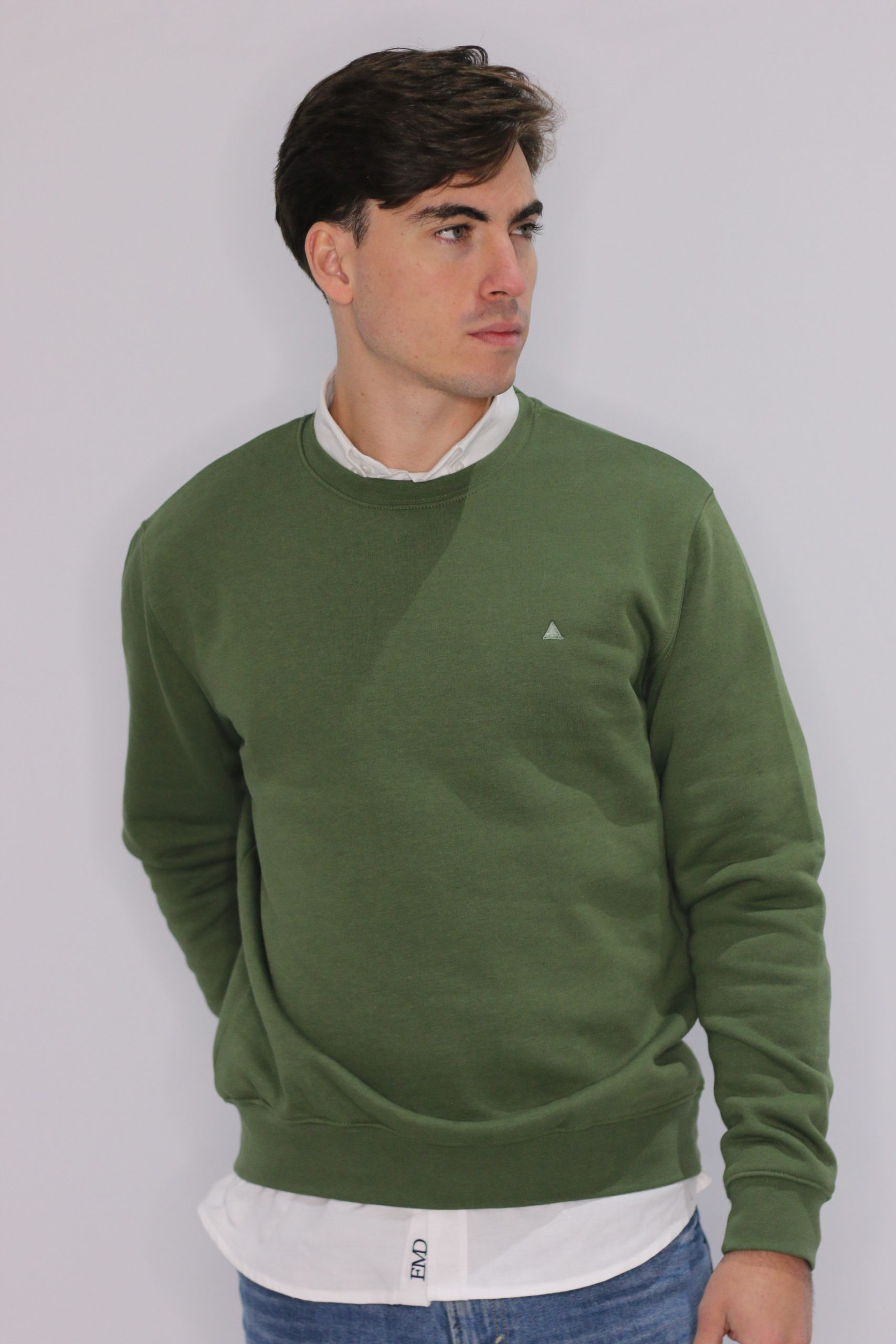 SUDADERA BÁSICA VERDE CAQUI TRIÁNGULO - Imagen 2