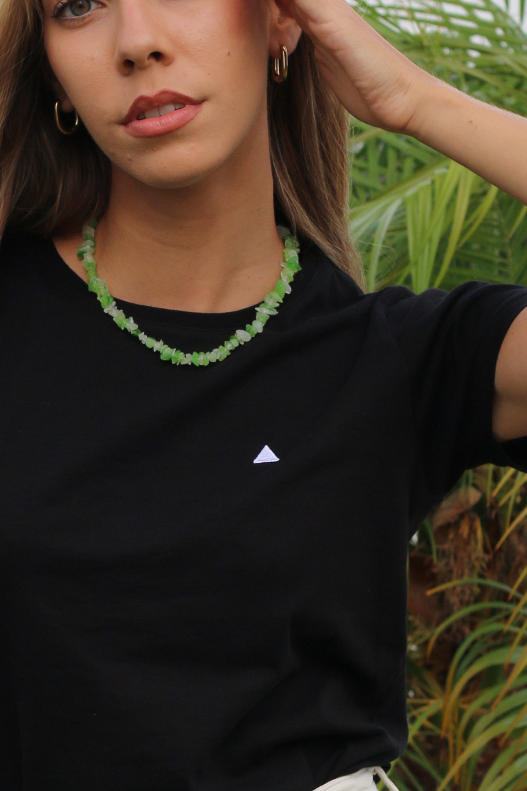 CAMISETA BÁSICA NEGRA TRIÁNGULO - Imagen 2