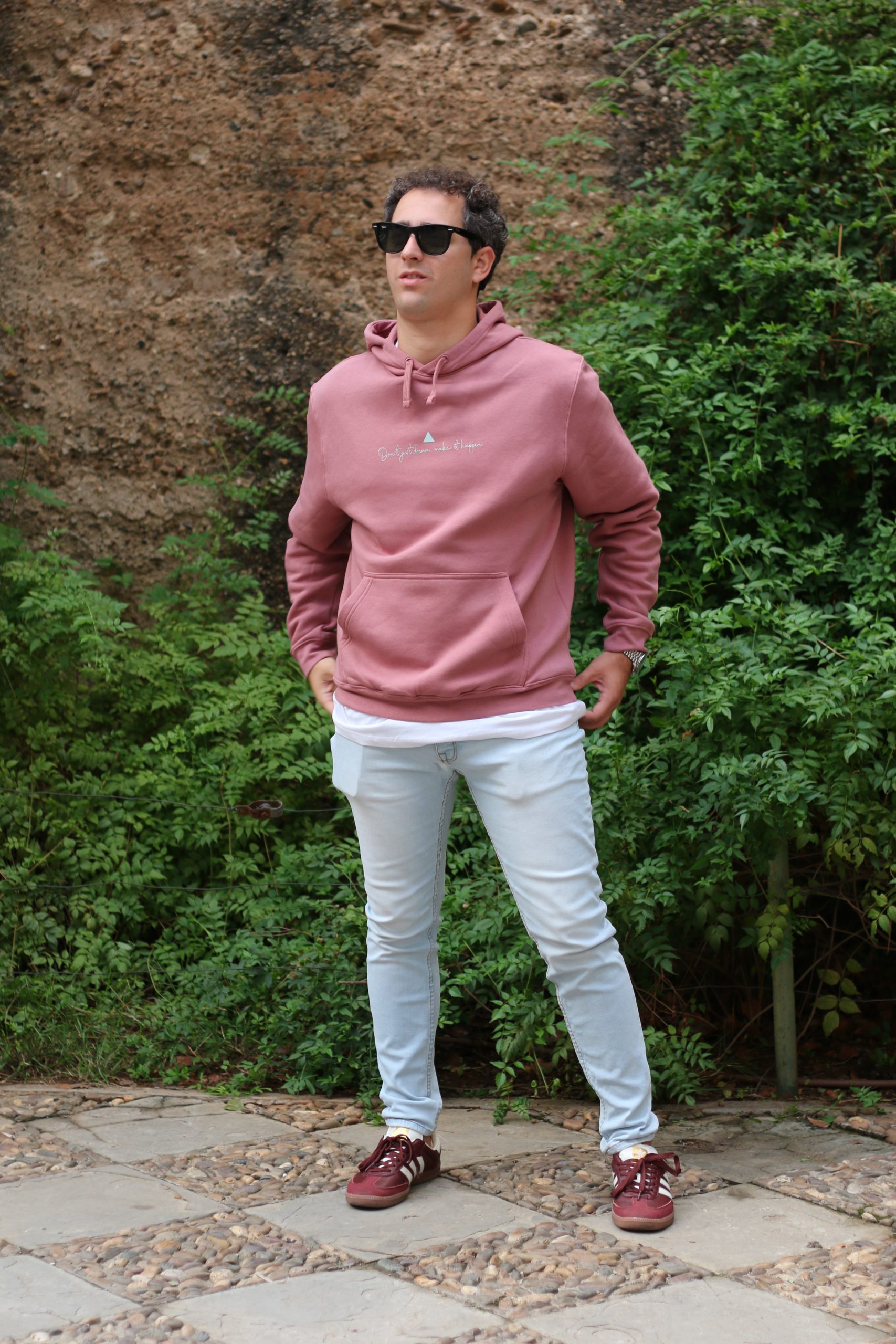 SUDADERA TRIÁNGULO CON CAPUCHA ROSA PALO - Imagen 3